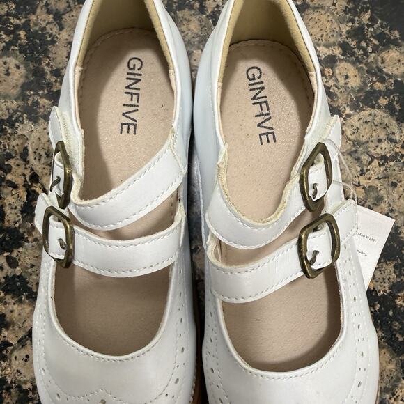 Double straps Toddler shoes size 12 GINFIVE New - Picture 6 of 12